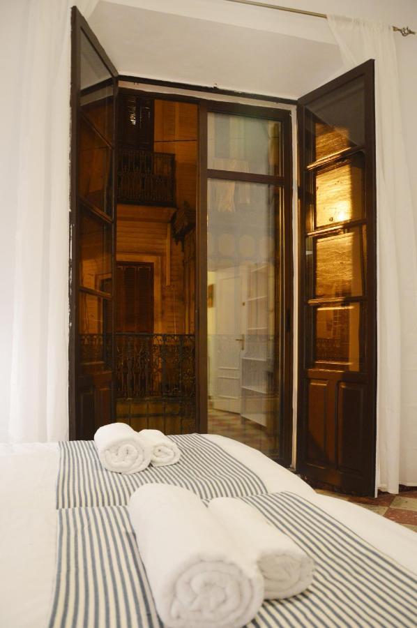 Colon 32 Sevilla